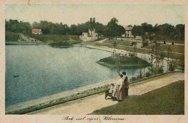 Park met vijver 192…